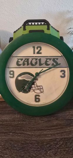 Vintage Philadelphia Eagles clock