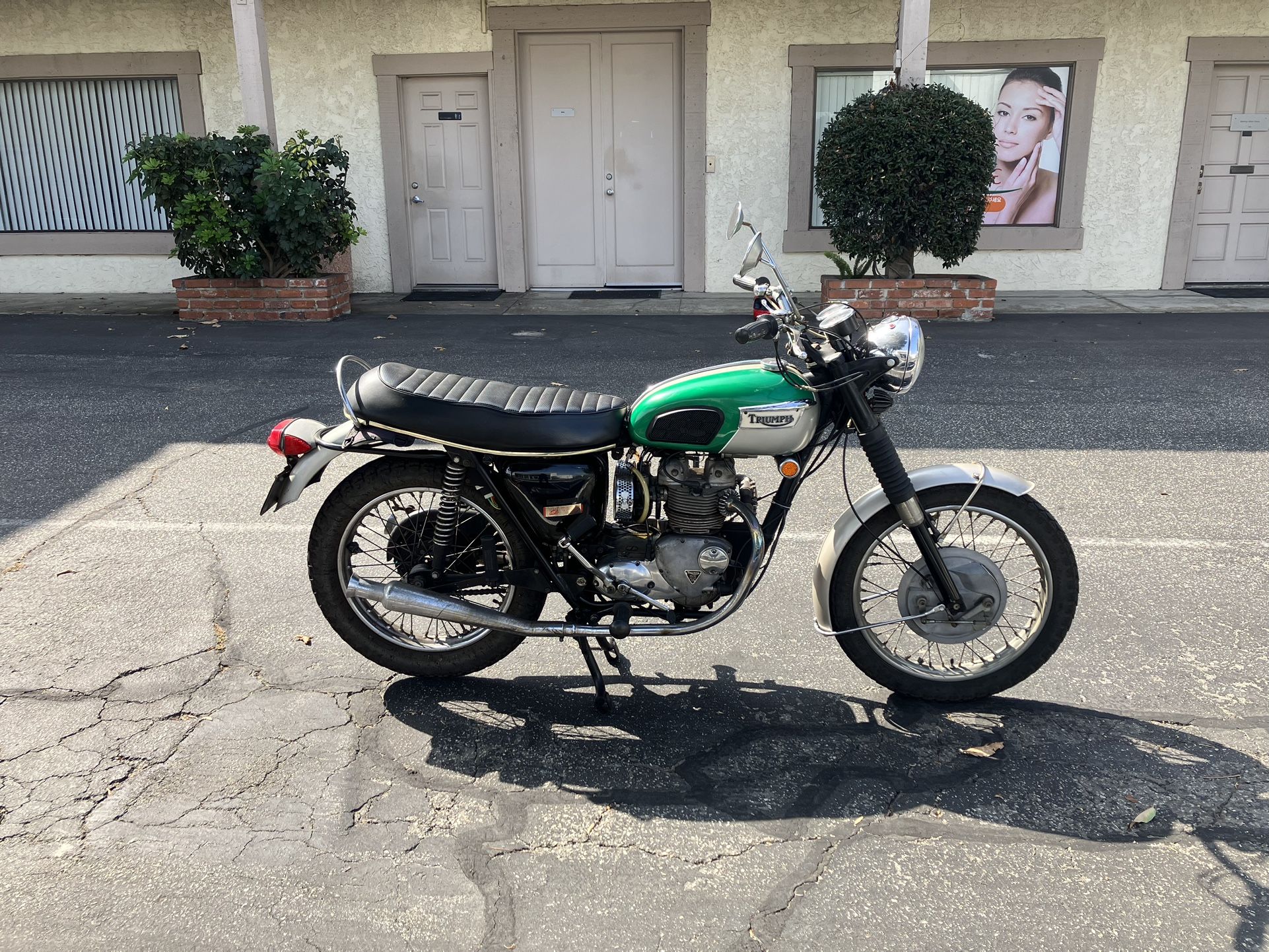 1969 Triumph T100r