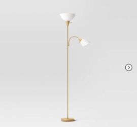 Standing Light With Extra Bulbs
