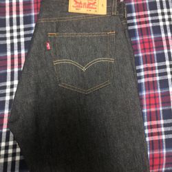 Levi’s 501s 34x32