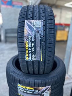 235-40R18 Blackhawks new tire 🛞