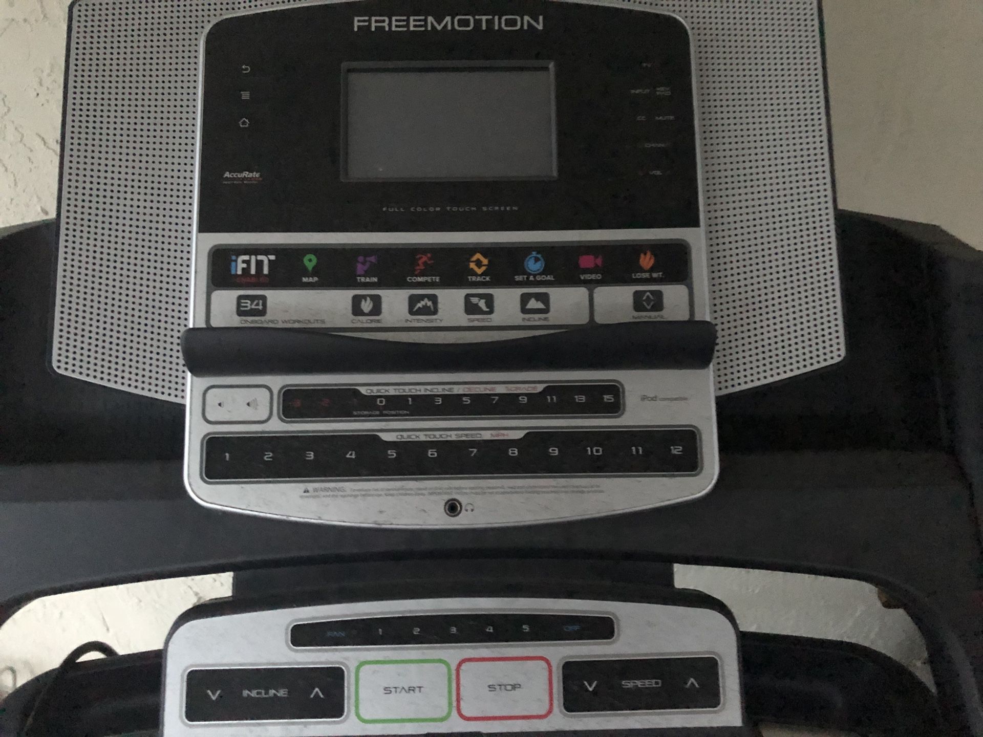 Free motion 775 treadmill