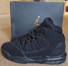 Jordans size 7y