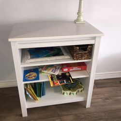 (Must Sell Today - Moving - OBO) - White Bookshelf - 36.5” Height x 18.5” Length x 31.5” Width