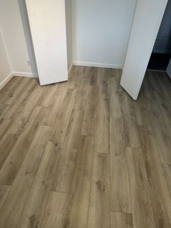 Floor Installer