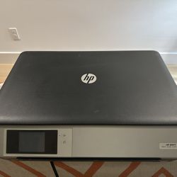 HP envy 5530 Printer - Scan/print/copy