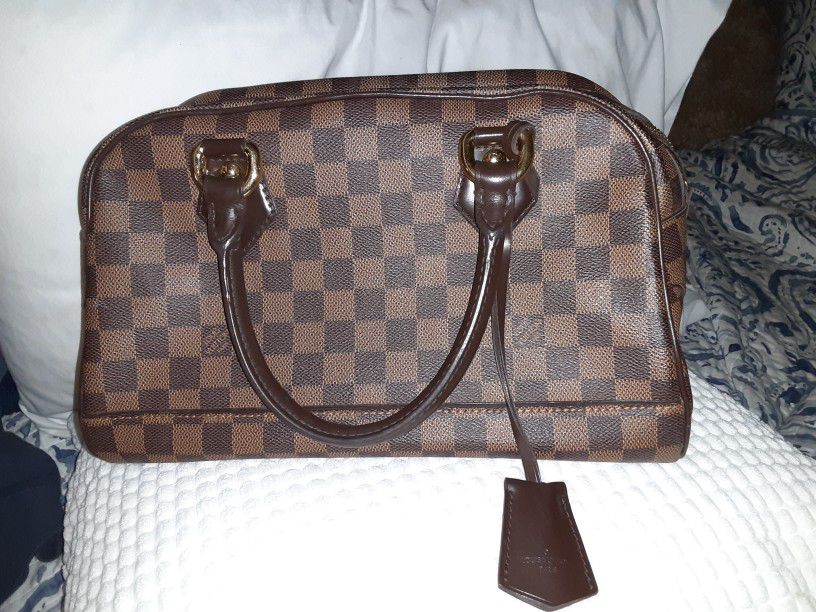 Louie Vuitton Handbag 