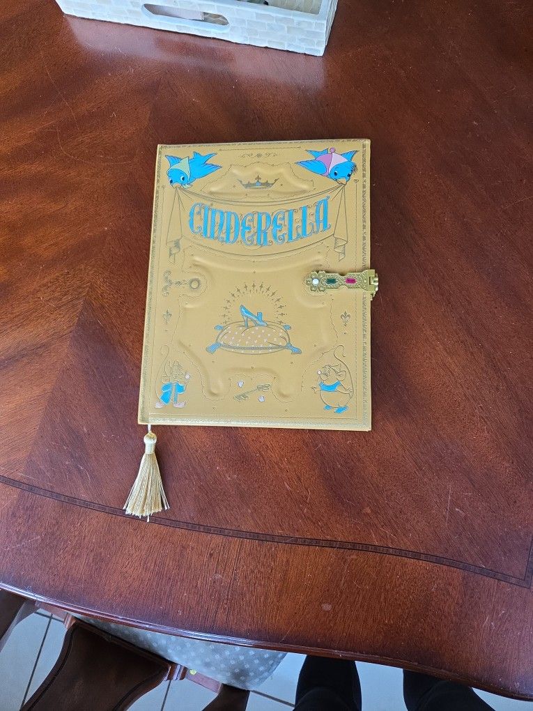 Disney Cinderella Stationary/Diary