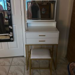 Dressing Table Vanity 