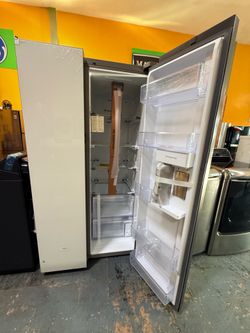 Refrigerador nuevo bespoke de dos puertas a a Pagos flexibles
