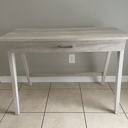 Modern Style Desk