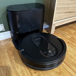 Shark EZ Robot Vacuum Cleaner
