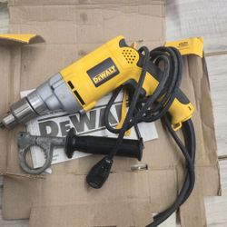 DEWALT 7.8 Amp Corded 1/2 in. Variable Speed Reversing Drill