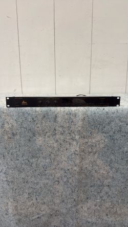 dbx SUBHARMONIC CROSSOVER 