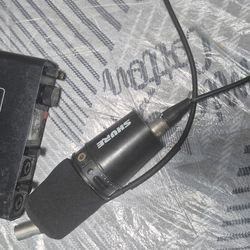 XLR MICROPHONE 