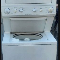 FRIGIDAIRE ELECTRIC DRYER AND WASHER 