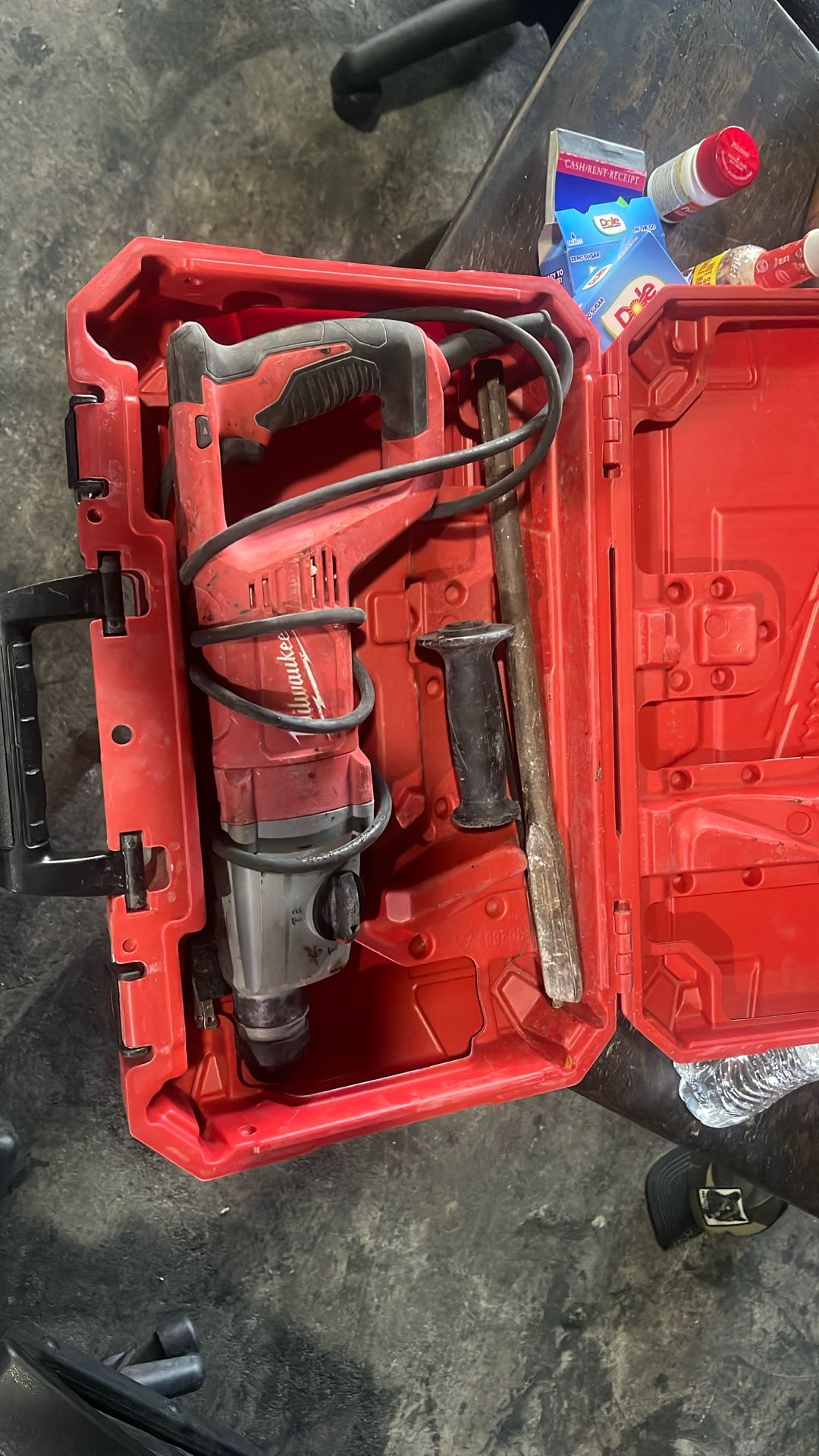 Hammer drill, Milwaukee