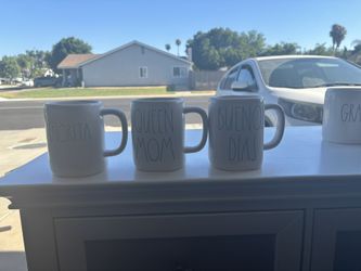 Rae Dunn Mugs