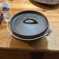 Cast Iron Pot 