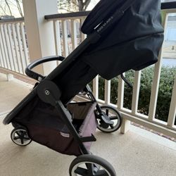 Infant Car Seat And Stroller 