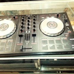 Both DJ Controllers  In Good Condition Everything Works Perfectly Both For $350 Or Best Offer