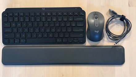 Title: Logitech MX Keys Mini + Master Mouse + Palm Rest Bundle  – Great Condition