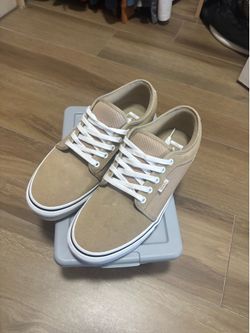 Vans Chuka shoes