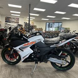 Venom X22R 250CC 5 Speed Motorcycle 