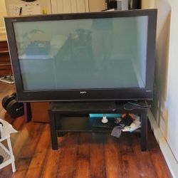 Sanyo HDTV 25" x 48" 