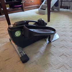 Seated Pedal Machine