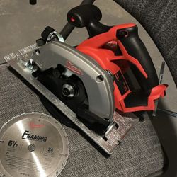 1/2 Circular Saw Cordless And Blade 