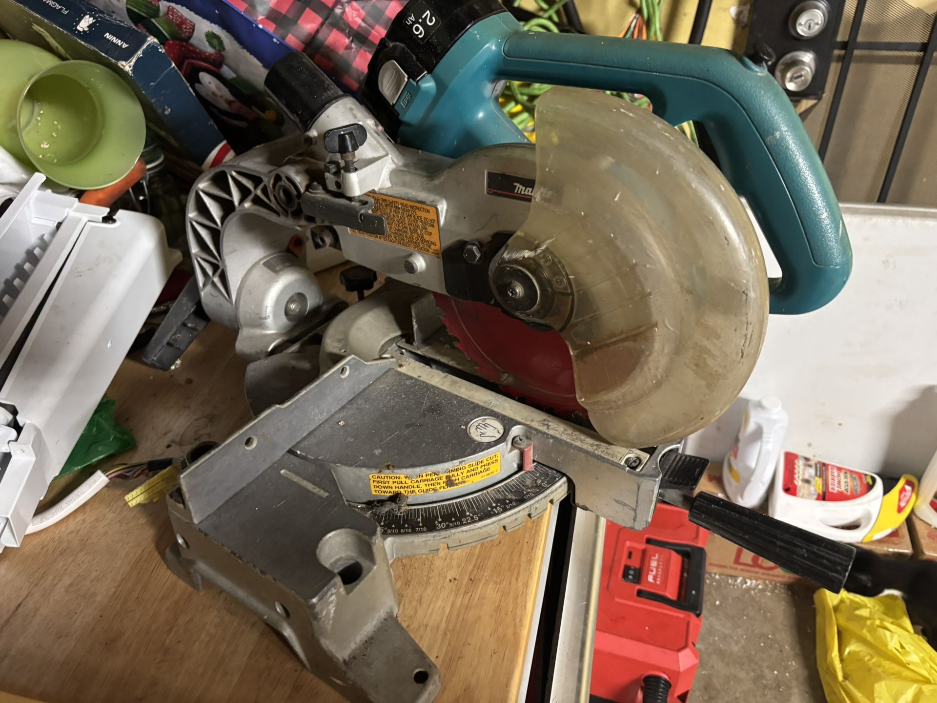 Cordless Makita Meiter Saw