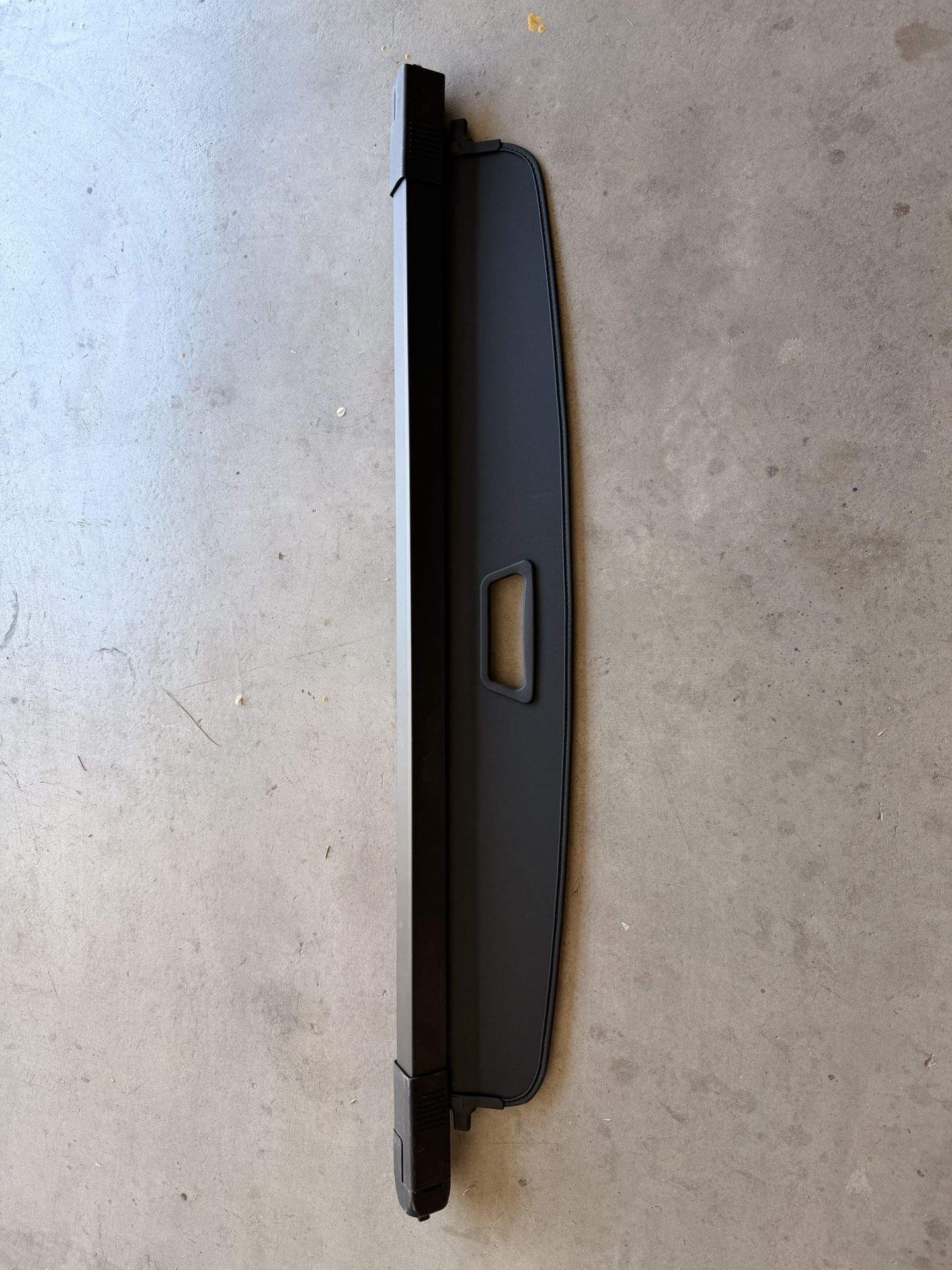 Dodge Durango Retractable Trunk Cover