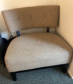 Light brown accent chair