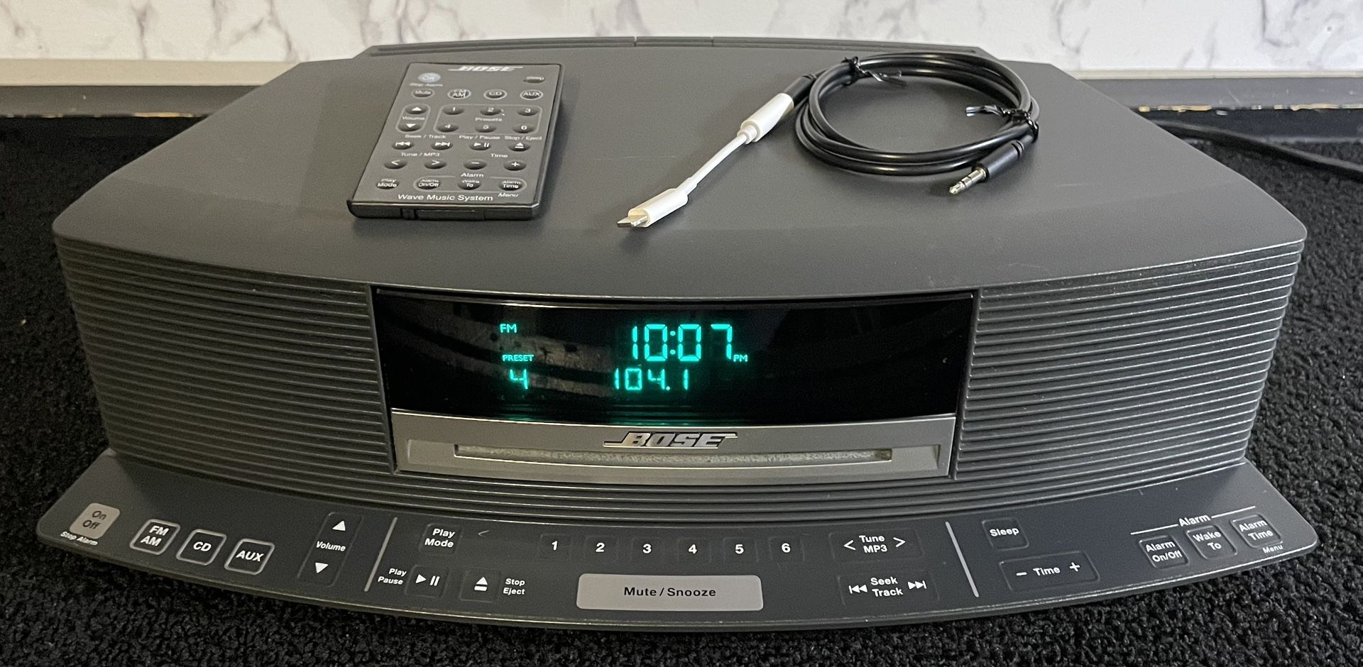 Bose Wave Music System With IC-1 Control Panel And Cable For Phone Audio