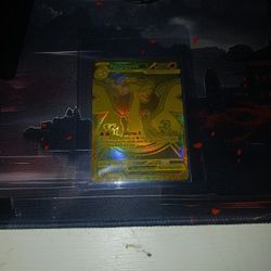 Phantasmal Flames Gold Charizard 