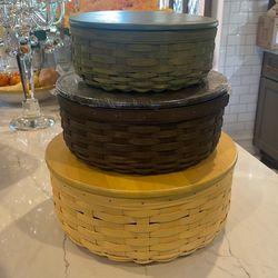 Rounding basket tower from Longaberger