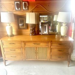 Two Piece Beautiful Mcm Mid-Century Modern 1950S Walnut Dresser Set