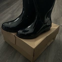 Ugg Rain Boots Black Size 8