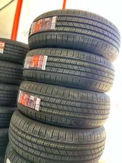 📲‼️215/50/17 vendo set de llantas nuevas Supermax