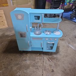 Play Kitchen
