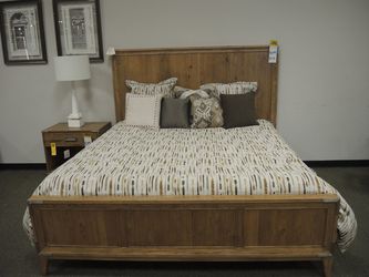 A.R.T. Sojourn King Panel Bed - Weathered Natural Oak | Headboard