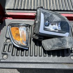 1ST GEN TACOMA HEADLIGHTS