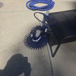 Pool Vacuum Sweep