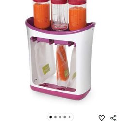 Infantino Squeeze Station and Pouches