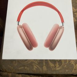 Pink Airpods Max