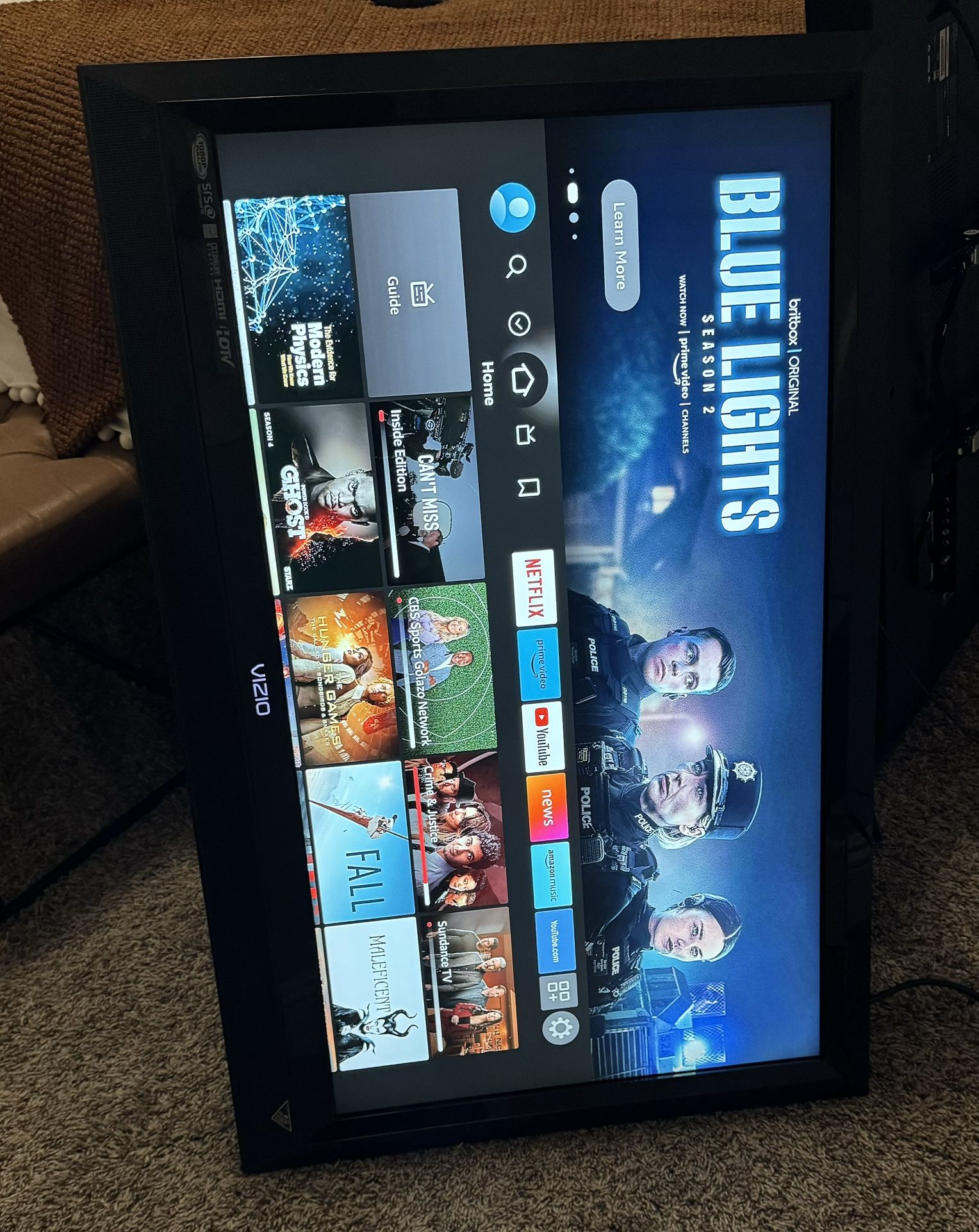 37” Vizio VL370M 1080P NOT SMART Flatscreen TV