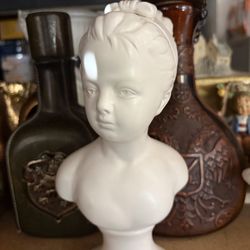 Statue