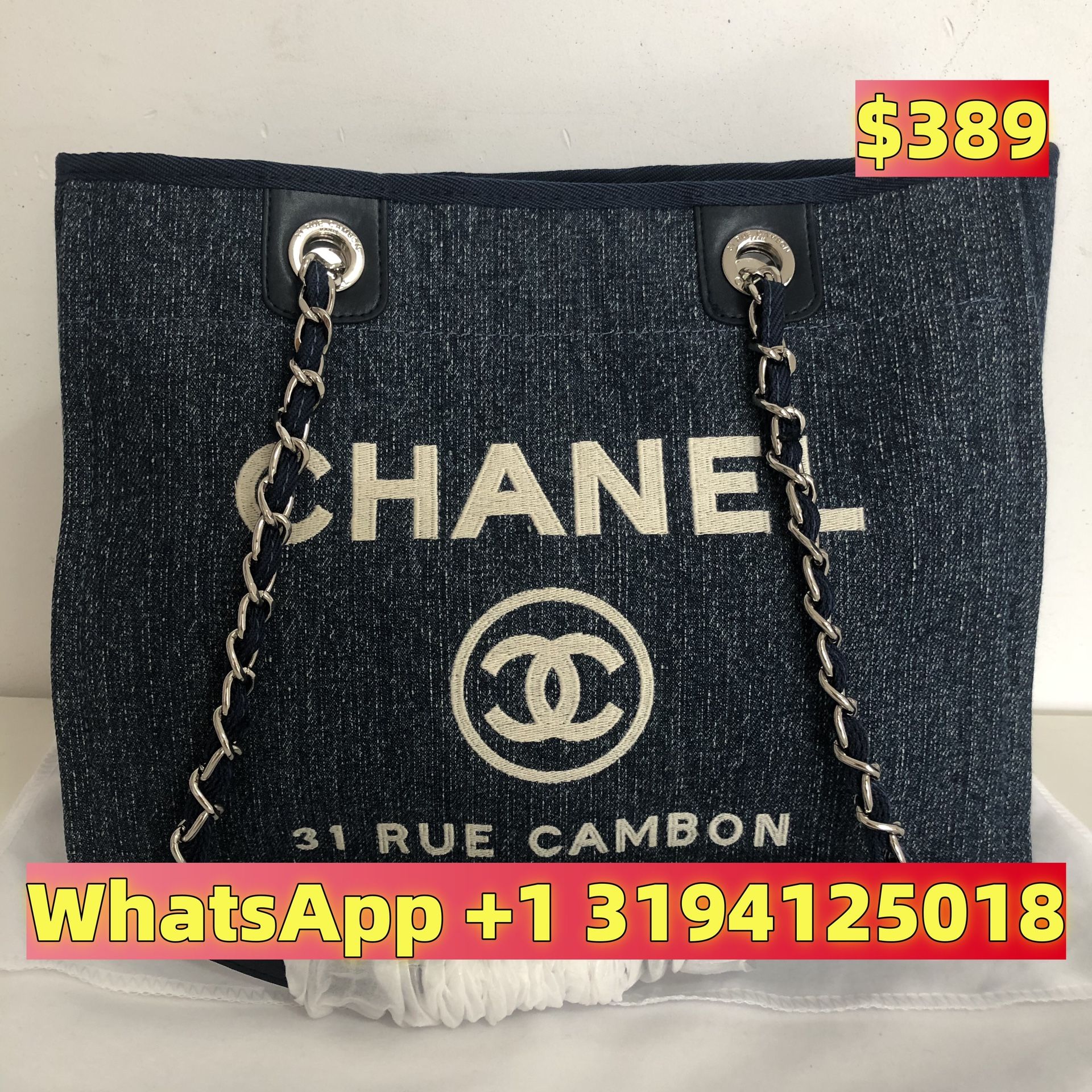 𝐂𝐡𝐚𝐧𝐞𝐥🌈™ Deauville MM Chain tote navy tote bag