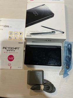 Nintendo DS Lite